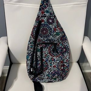 Vera Bradley Sling Backpack, Gently Use No tears, No holes nice and clean